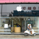 Illustration for article titled The Booming Business of Making Fake Apple Stores Look Real